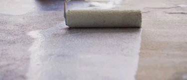 aplicando soluciones químicas morteros Tector Holcim