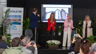Holcim medio siglo de historia y contribución al progreso de Jerez