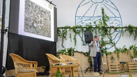ponente en primer Seminario canteras y biodiversidad Holcim
