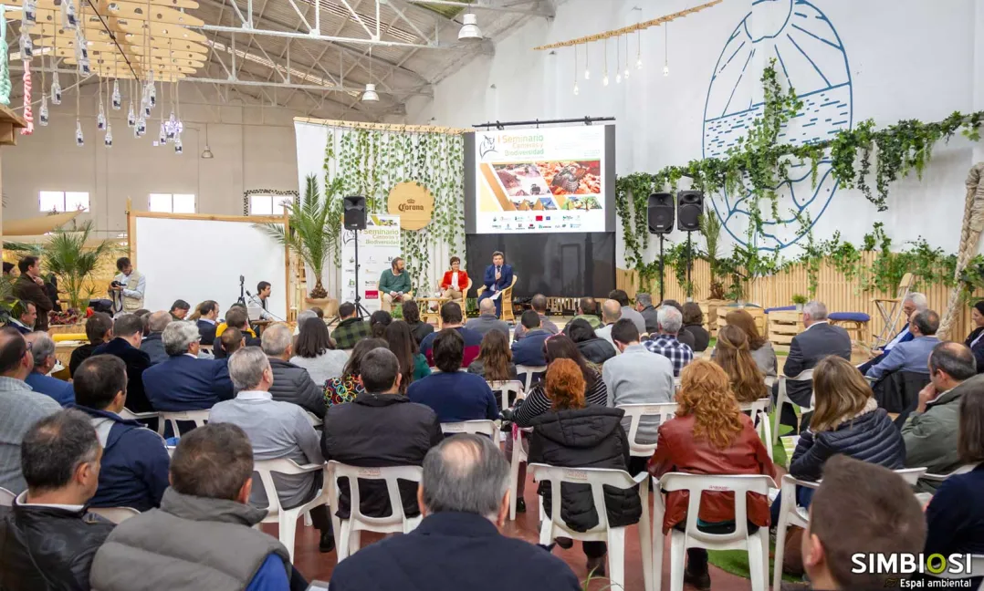 Sala son asistentes al primer Seminario canteras y biodiversidad Holcim