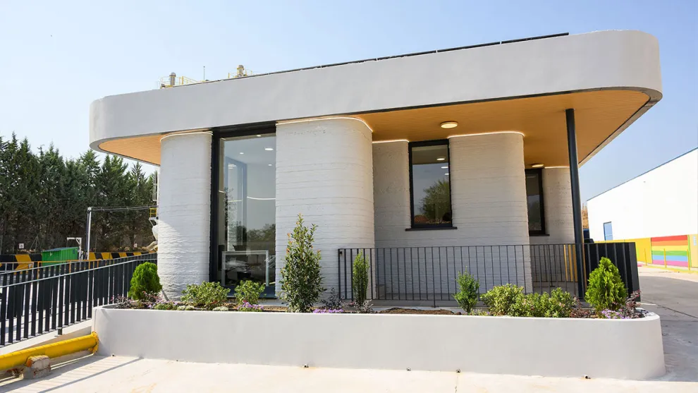 Holcim oficina Torres de la Alameda