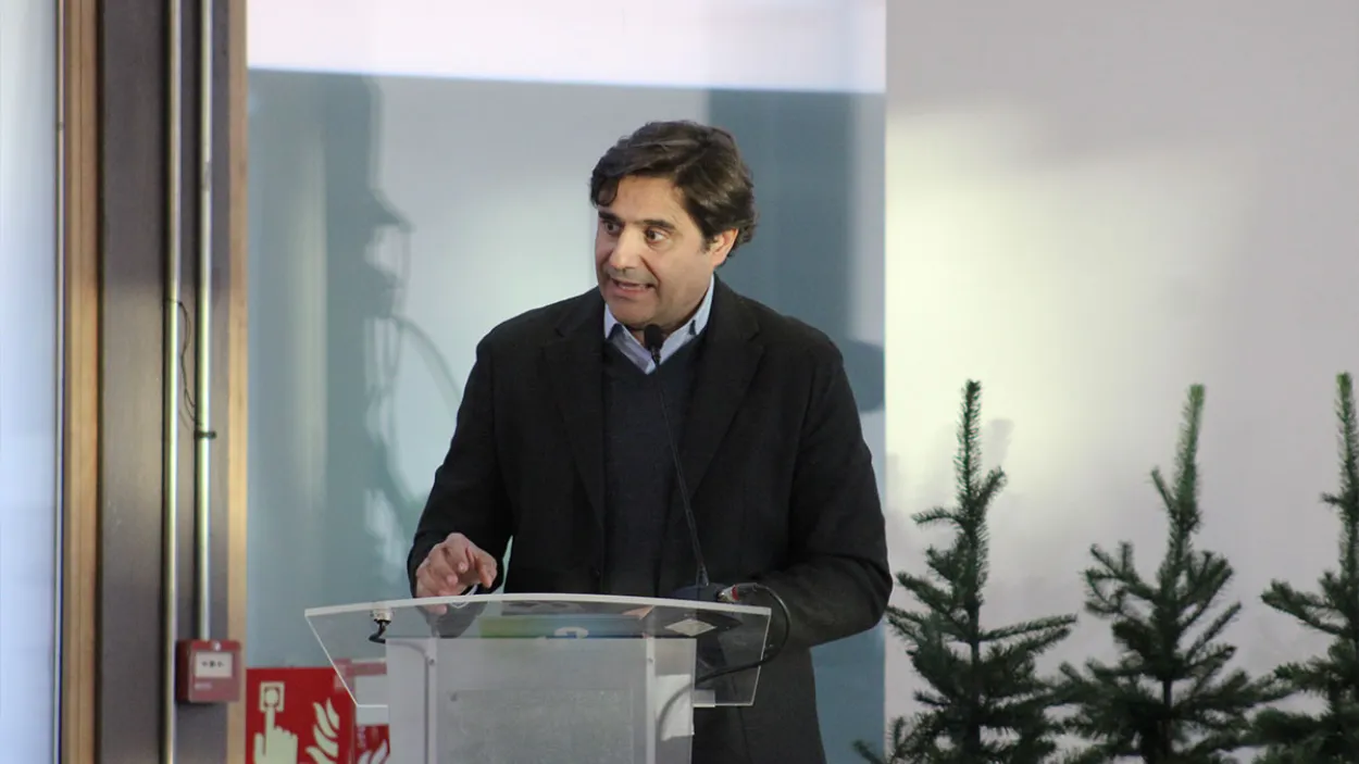 ponente en charla avances en el hormigón matcoam 25