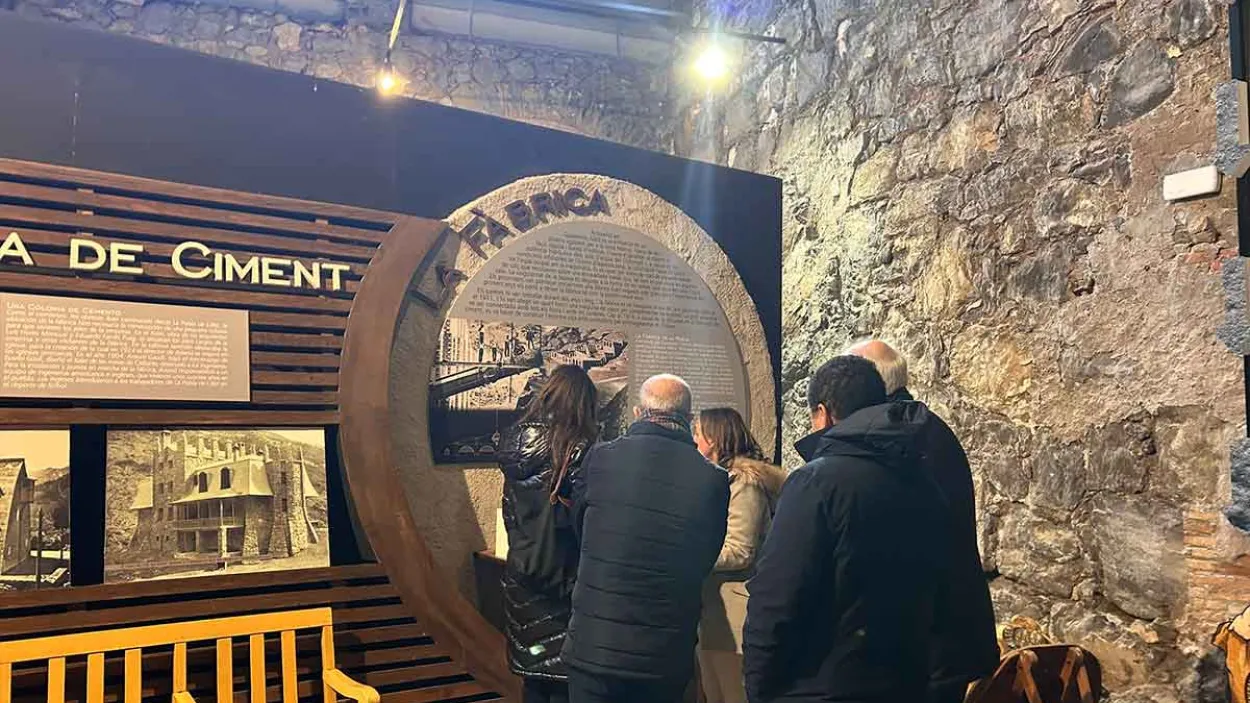 Museo en antigua fábrica de cemento Asland
