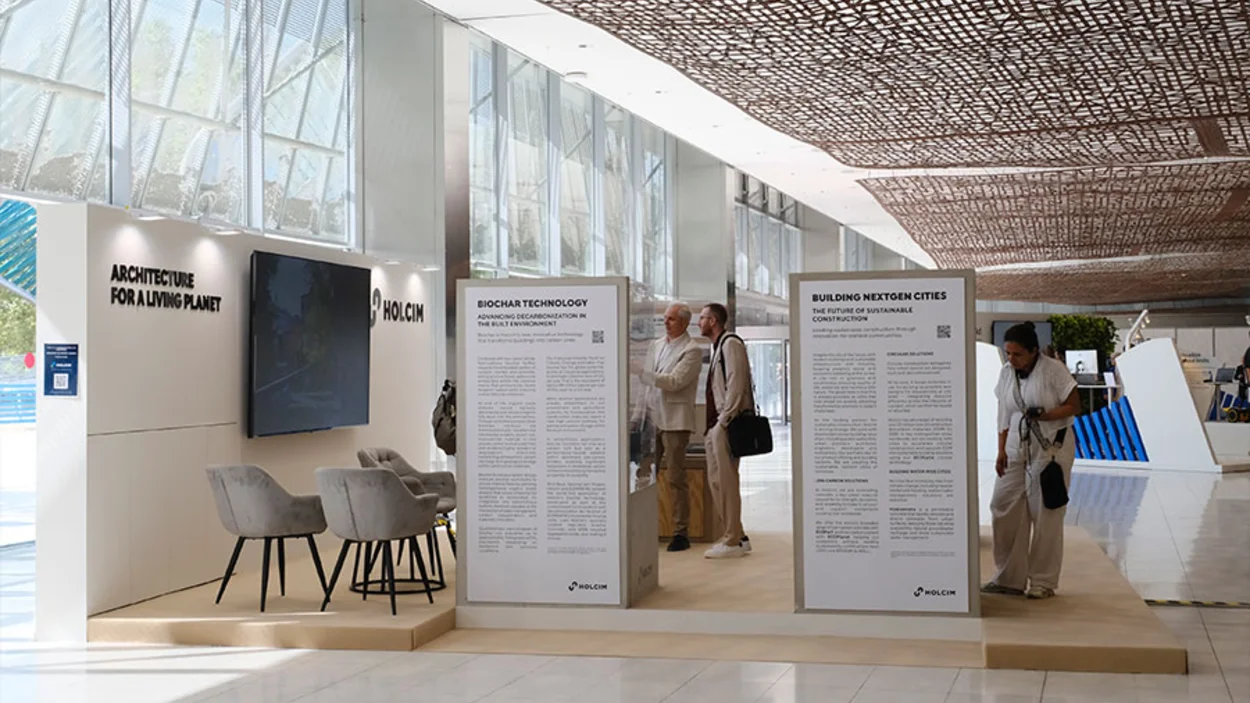UIA stand Holcim