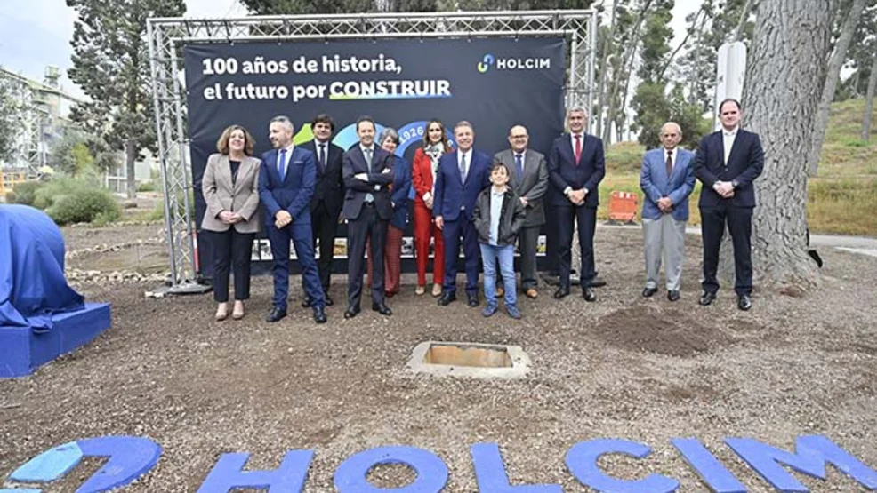 Acto institucional por el centenario de Holcim en Villaluenga de la Sagra