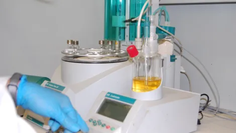 Combustibles alternativos laboratorio central de calidad holcim