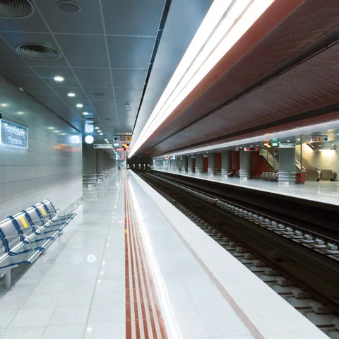 Ventajas del hormigón con fibra frente al mallazo tradicional en una estación de metro